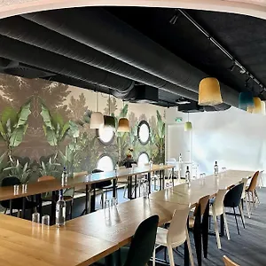 Hotel L'echappee Belle, LʼIsle-Jourdain